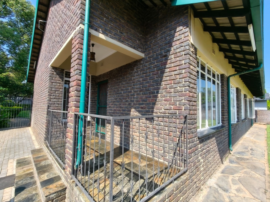 4 Bedroom Property for Sale in Safari Gardens North West